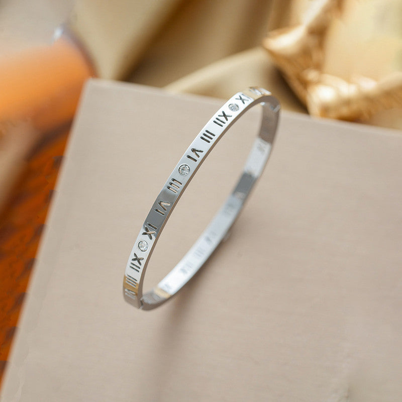 Silver-Plated AD Bangle-Style Anti Tarnish Roman Numerals Bracelet