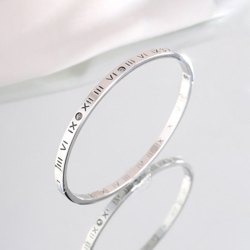 Silver-Plated AD Bangle-Style Anti Tarnish Roman Numerals Bracelet