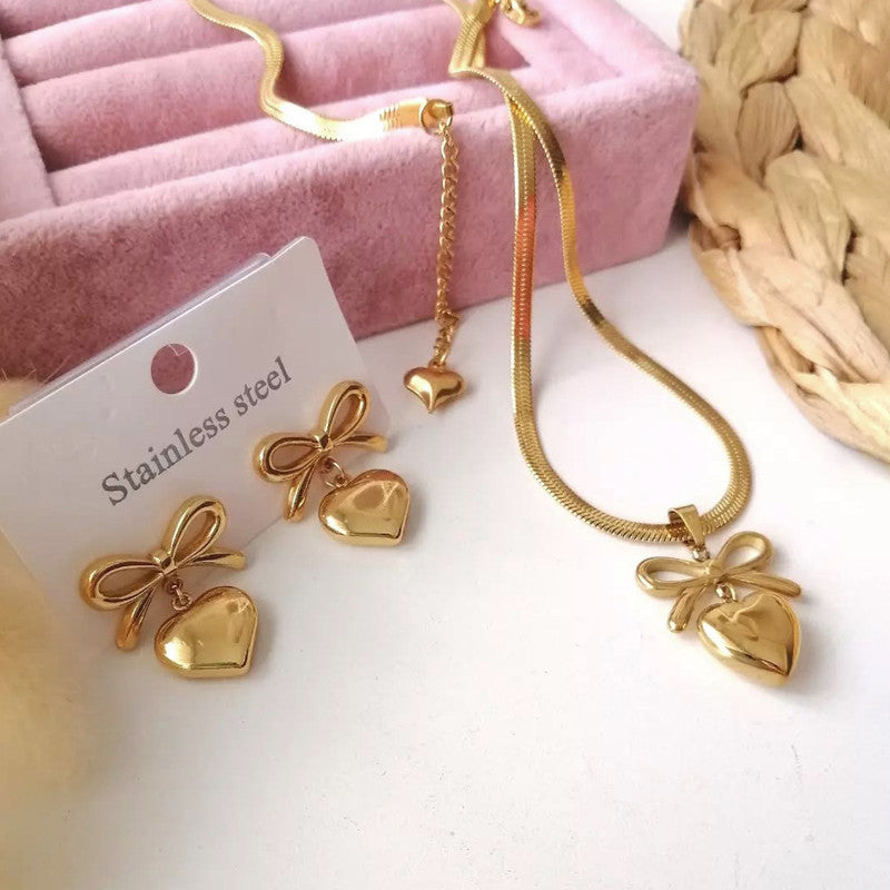 Gold Plated Anti Tarnish Bow-Heart Themed Jewellery Set