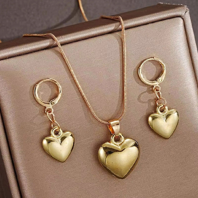 Gold-Plated Anti Tarnish Heart Themed Jewellery Set