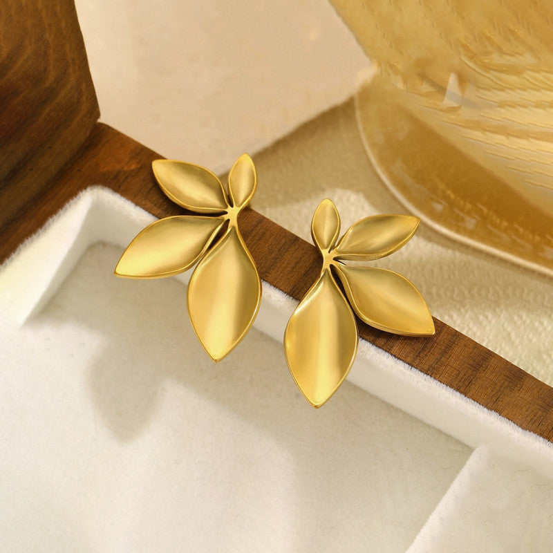 Gold Plated Anti Tarnish Floral Themed Earrings For Girls Women