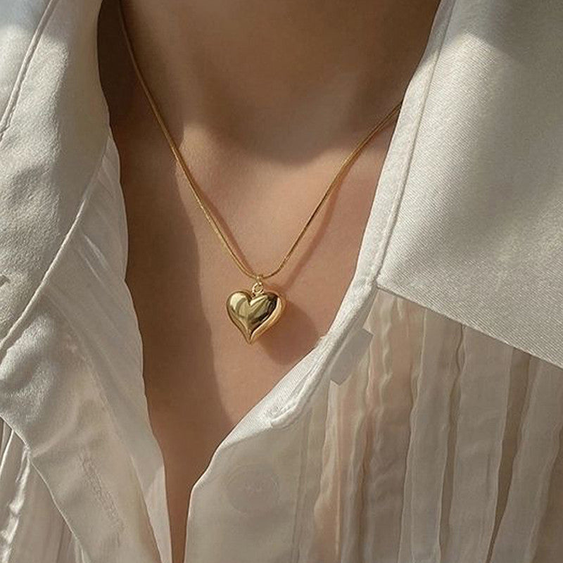 Gold-Plated Anti Tarnish Heart Themed Pendant