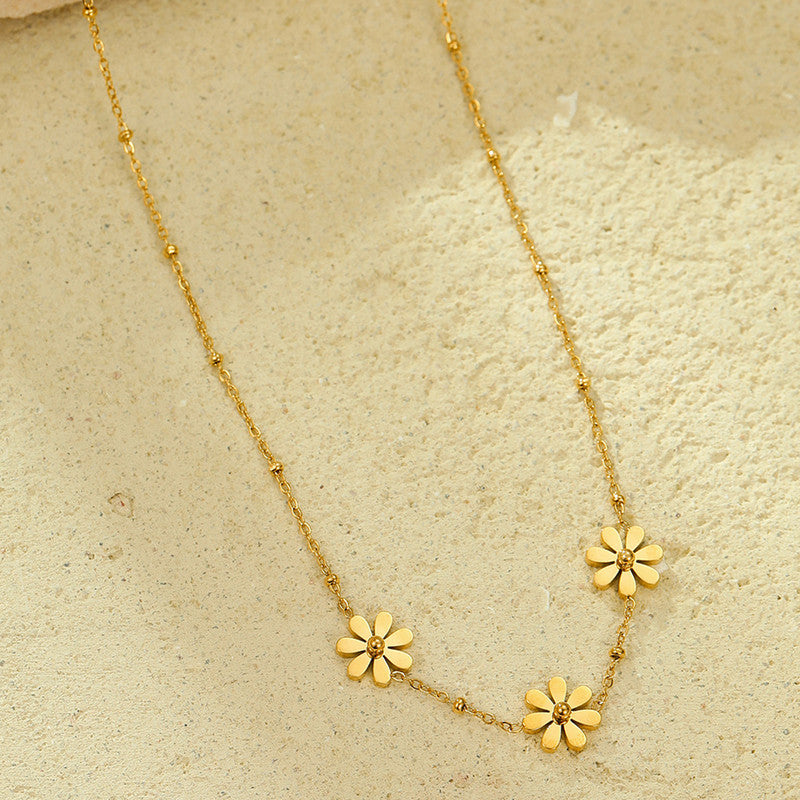 Gold-Plated Anti Tarnish Floral Themed Pendant