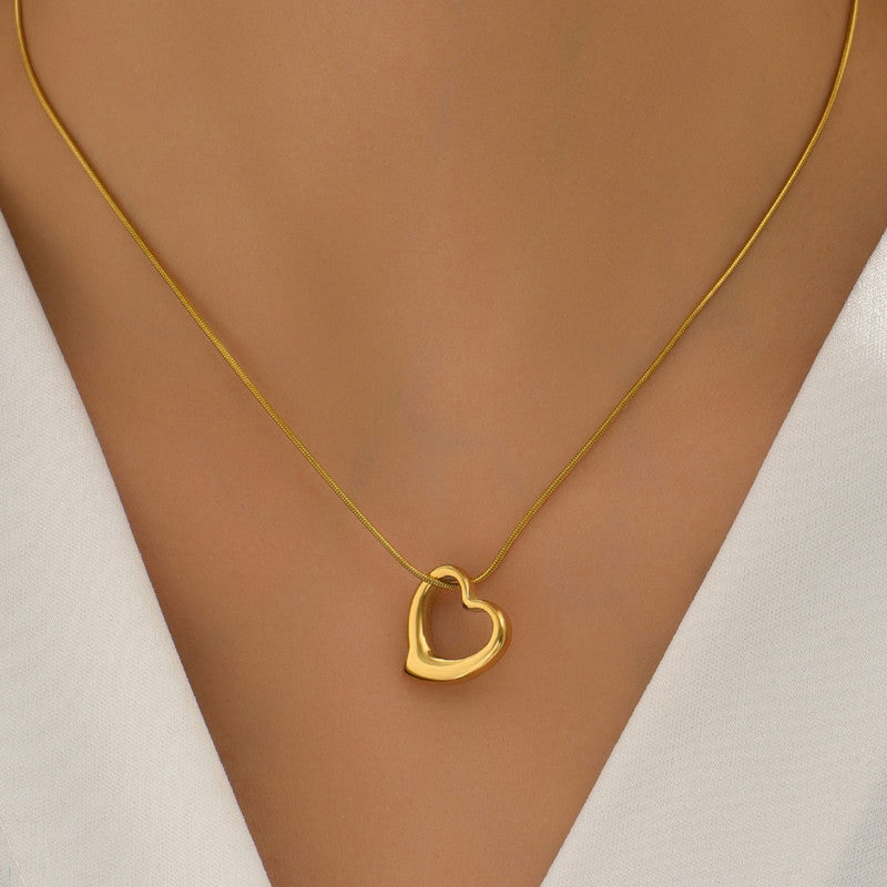 Gold-Plated Anti Tarnish Heart Themed Pendant