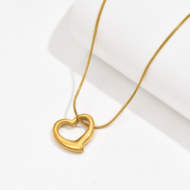 Gold-Plated Anti Tarnish Heart Themed Pendant