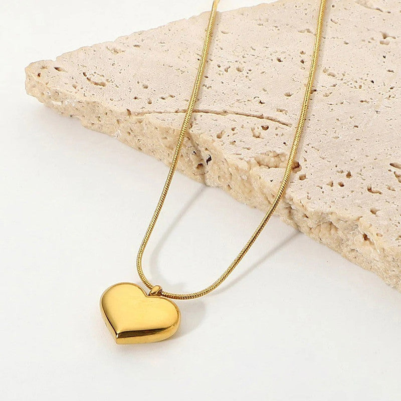 Gold-Plated Anti Tarnish Heart Themed Pendant