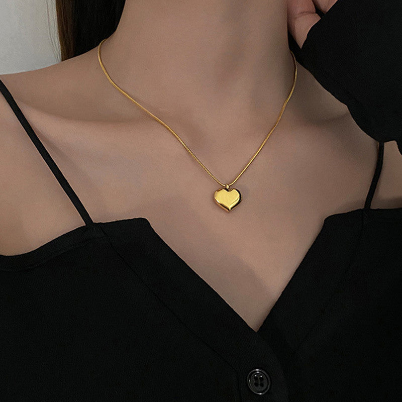 Gold-Plated Anti Tarnish Heart Themed Pendant