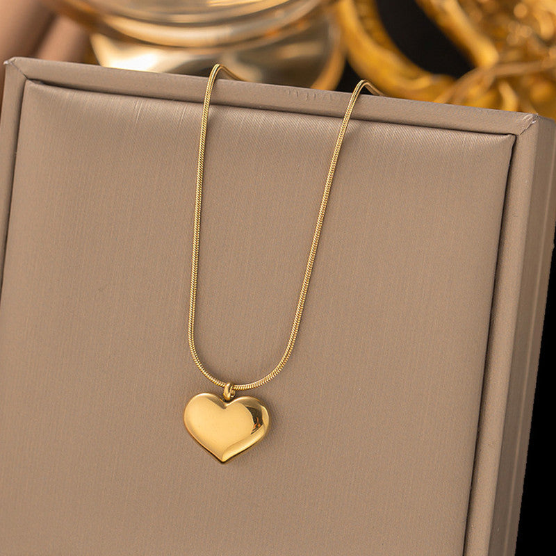 Gold-Plated Anti Tarnish Heart Themed Pendant