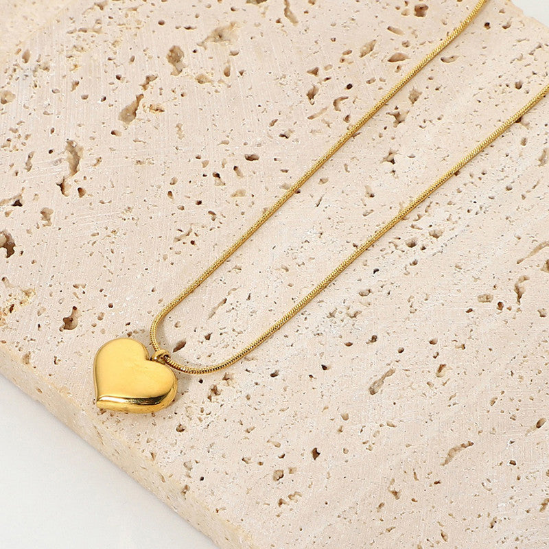 Gold-Plated Anti Tarnish Heart Themed Pendant