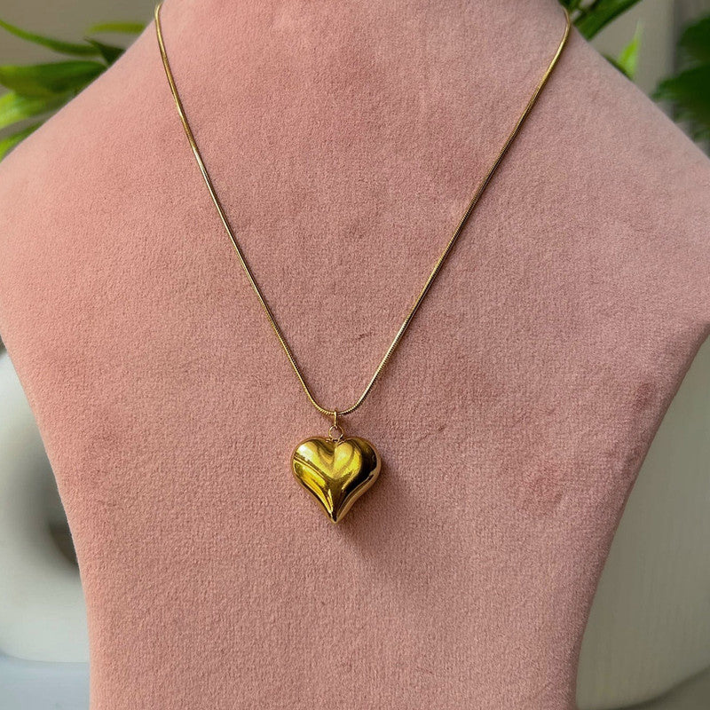 Gold-Plated Anti Tarnish Heart Themed Pendant