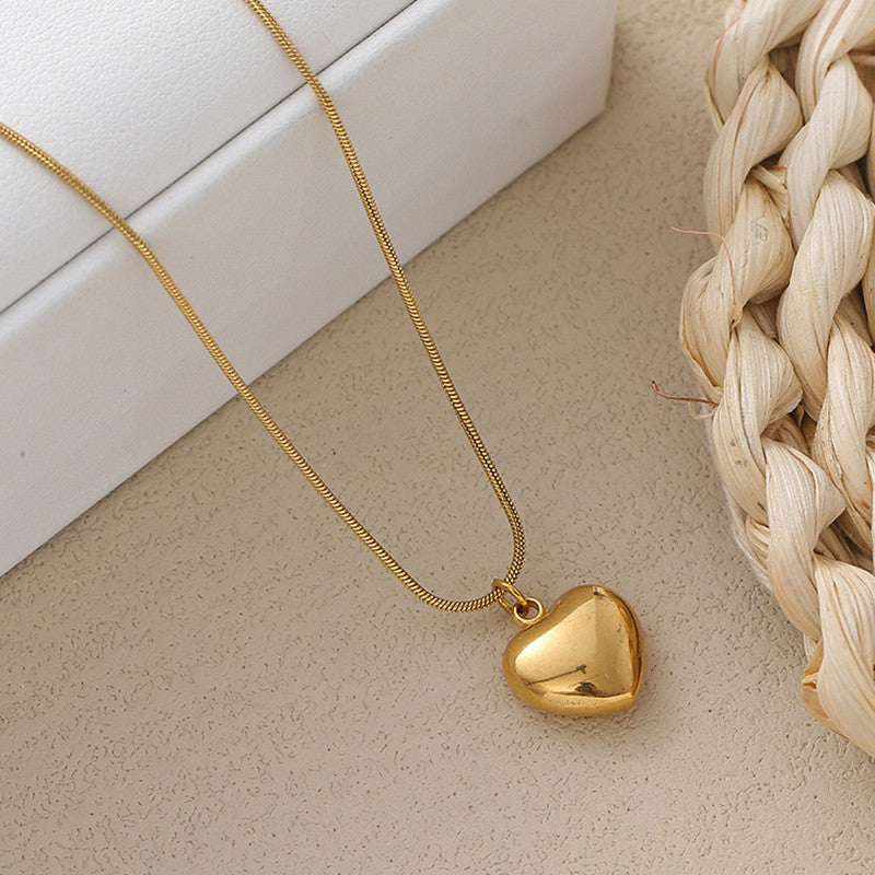 Gold-Plated Anti Tarnish Heart Themed Pendant