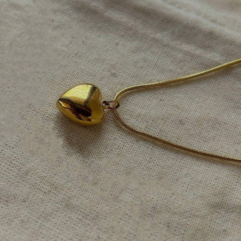 Gold-Plated Anti Tarnish Heart Themed Pendant