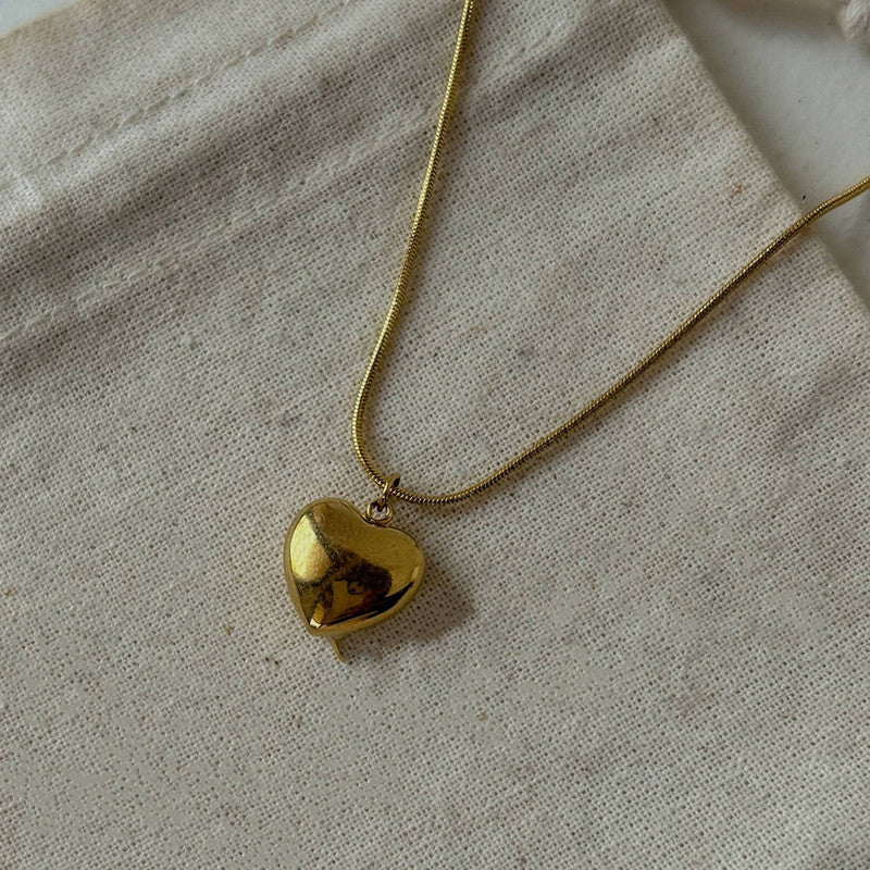 Gold-Plated Anti Tarnish Heart Themed Pendant