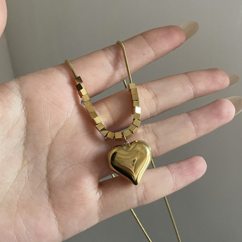 Gold-Plated Anti Tarnish Heart Themed Pendant