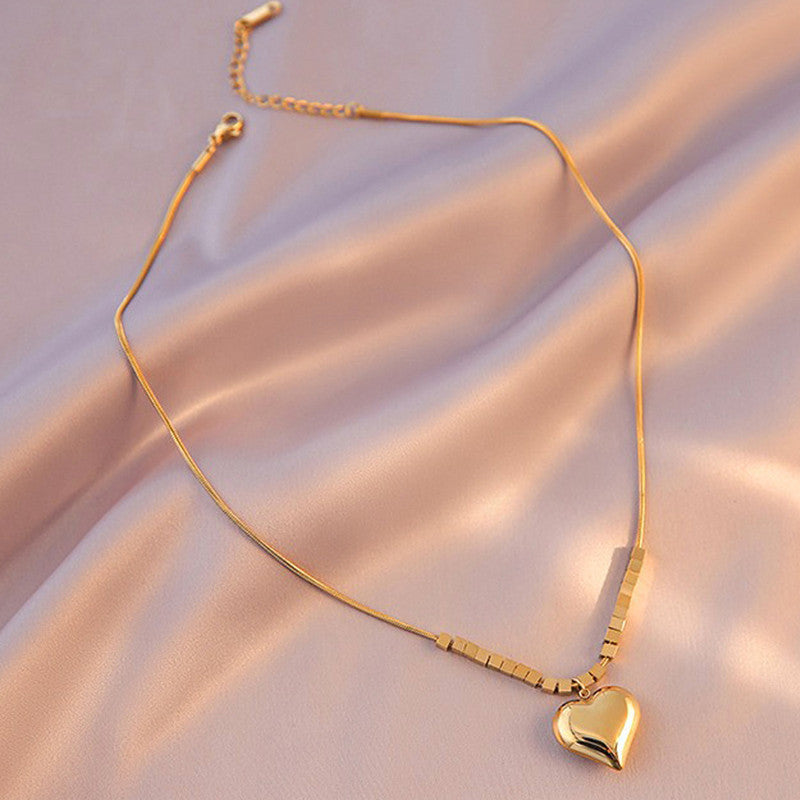 Gold-Plated Anti Tarnish Heart Themed Pendant