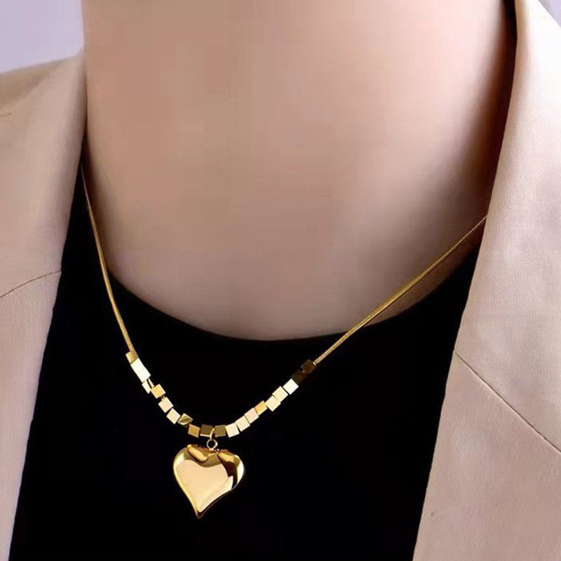 Gold-Plated Anti Tarnish Heart Themed Pendant