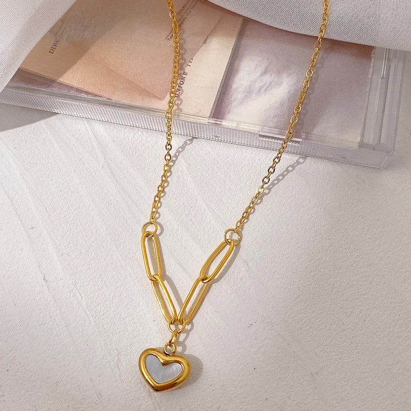 Gold-Plated Anti Tarnish Heart Themed Pendant