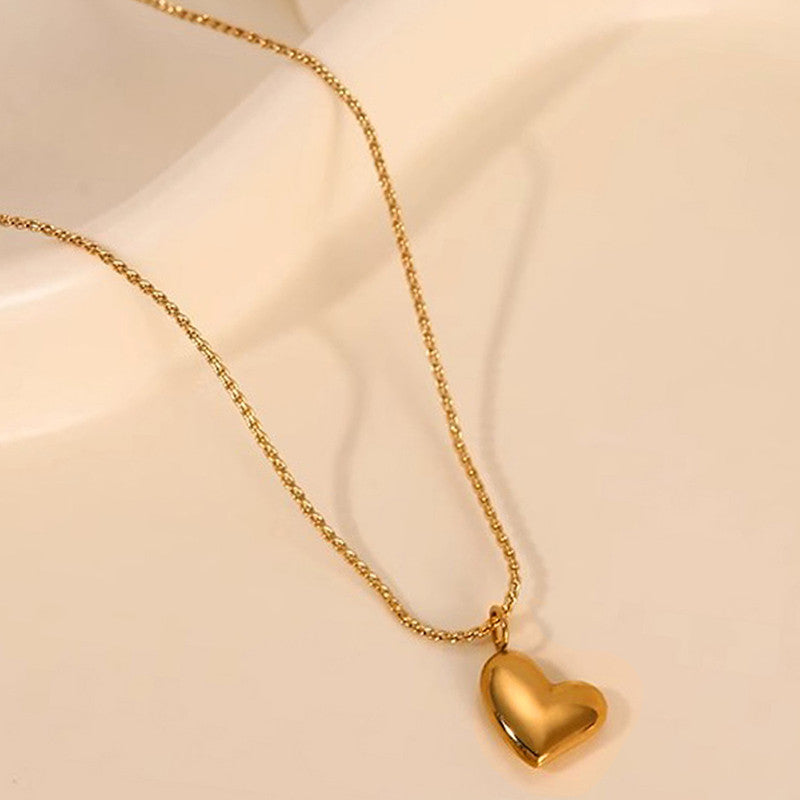 Gold-Plated Anti Tarnish Heart Themed Pendant