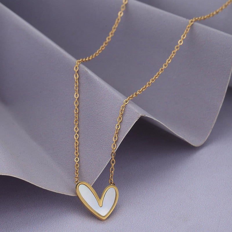 Gold-Plated Anti Tarnish Heart Themed MOP Pendant