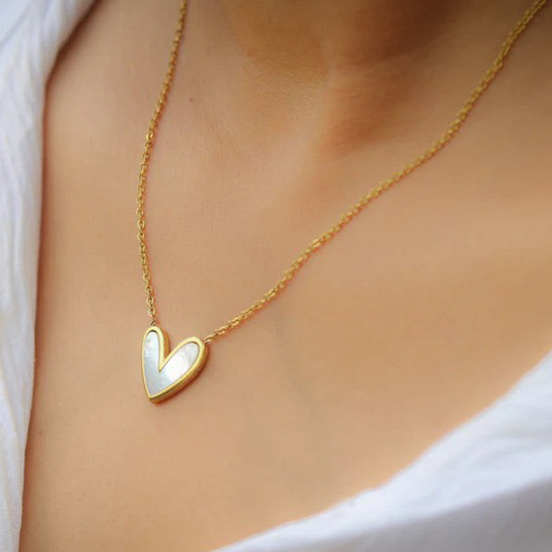 Gold-Plated Anti Tarnish Heart Themed MOP Pendant