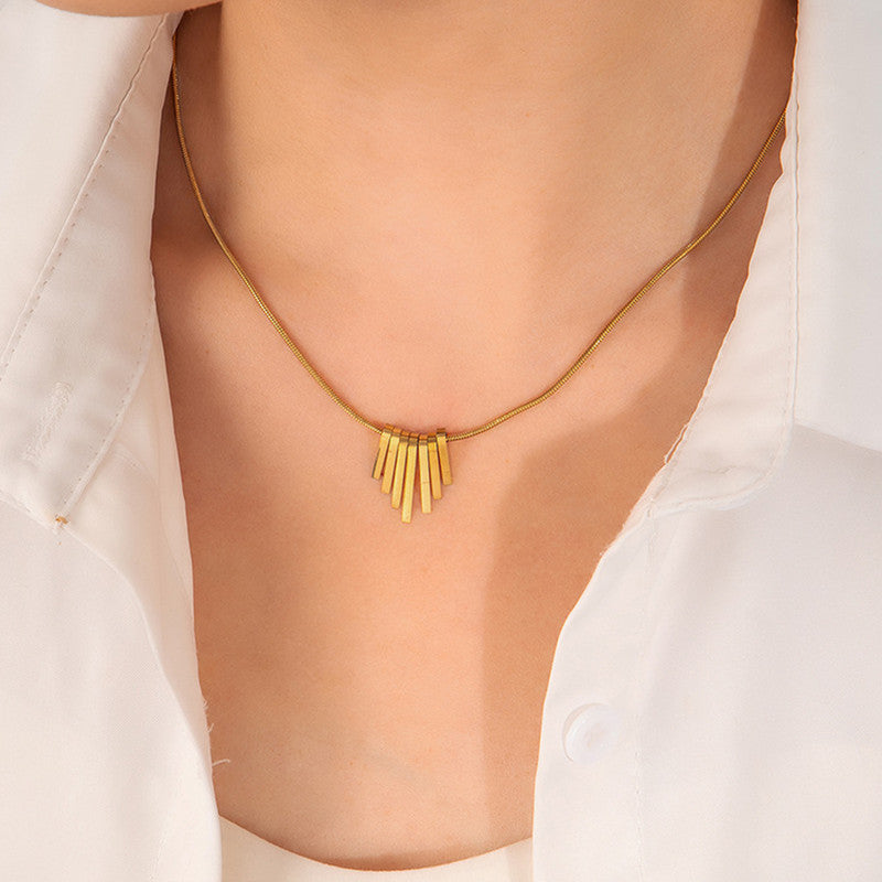 Gold Plated Anti Tarnish Stainless Steel Dangling Stripes Pendant