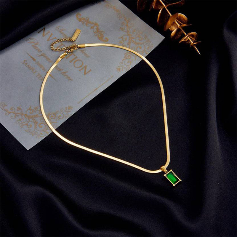 Gold-Plated Anti Tarnish Green Geometric Pendant (Thin Chain)