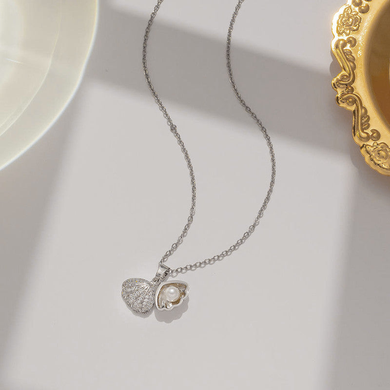 Silver Plated Anti Tarnish American Diamond Studded Shell Shaped Pendant