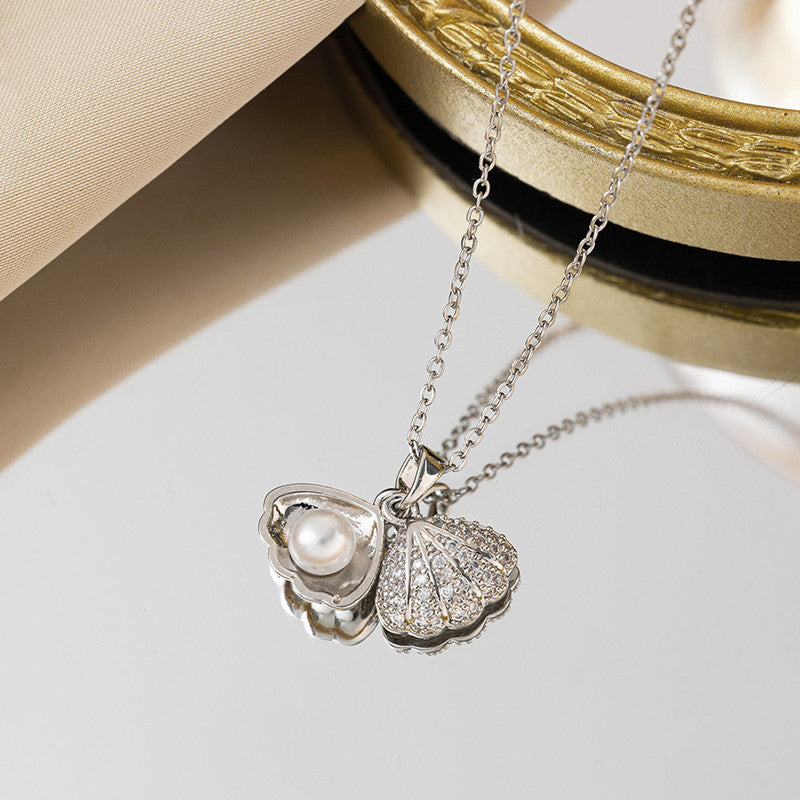 Silver Plated Anti Tarnish American Diamond Studded Shell Shaped Pendant