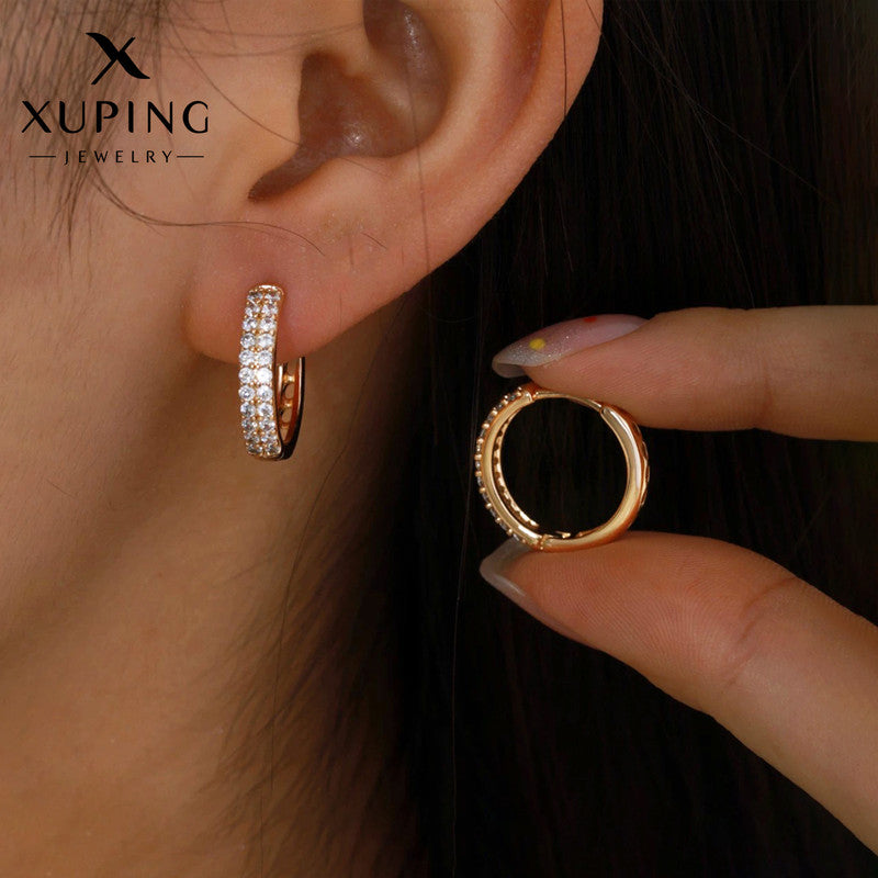 Xuping Jewelry Gold-Plated Gold Toned AD Studded Hoop Earrings