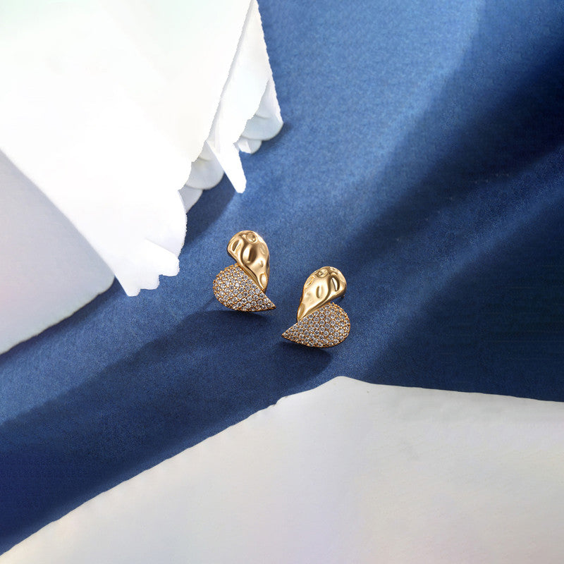 Xuping Jewelry Gold-Plated Heart Themed AD Studded Contemporary Stud Earrings