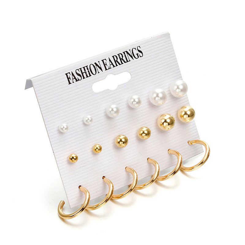 Delicate Simulated Pearl Fabulous Stud Earrings For Women