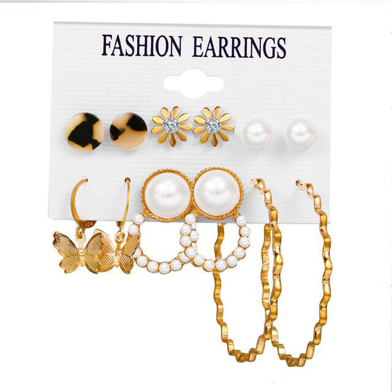 Mesmerizing Pearl and AD Gold Plated Earrings For Women - MySmartBazaar