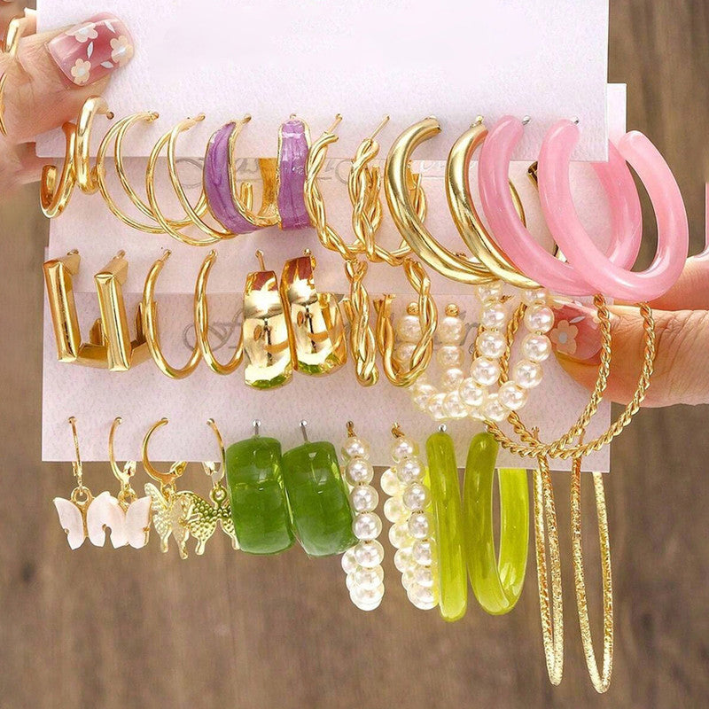 Gold Plated Set Of 18 Pairs Of Hoop And Pearl Earrings For Women