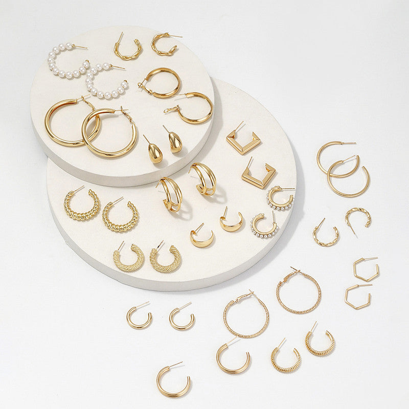 Gold Plated Set Of 18 Pairs Of Hoop And Pearl Earrings For Women