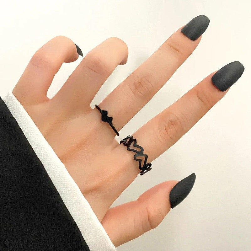 Black-Plated Heart-Themed Ring Pack of 2 For Women