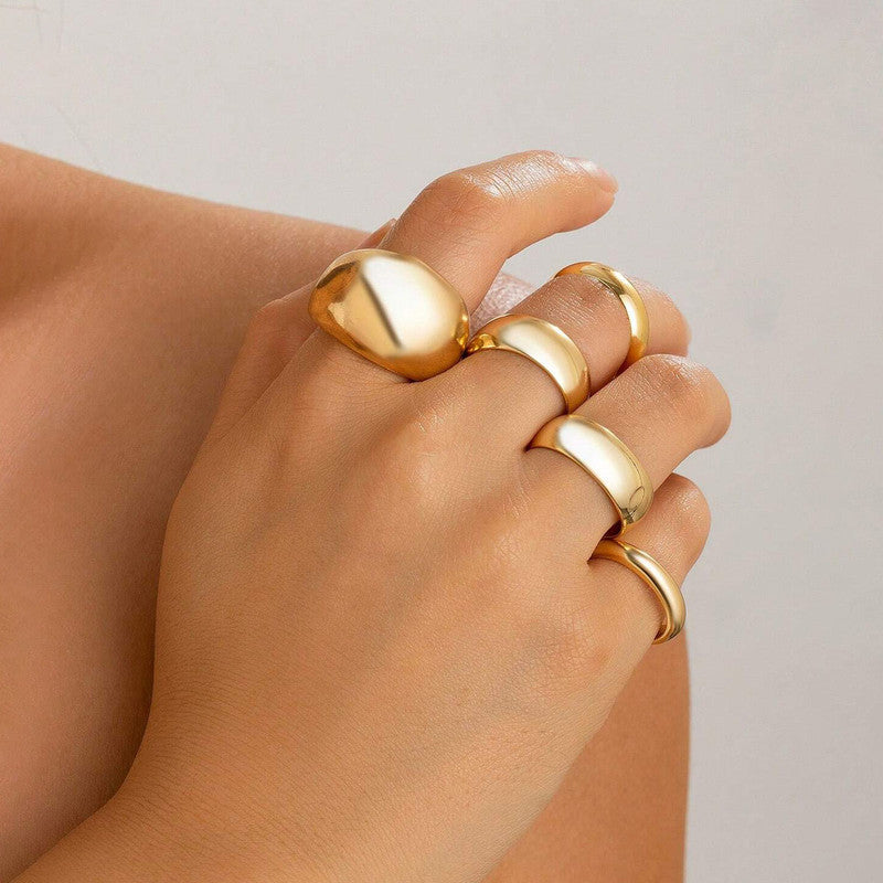 Trending Gold Plated Set of 5 Stackable Finger Rings