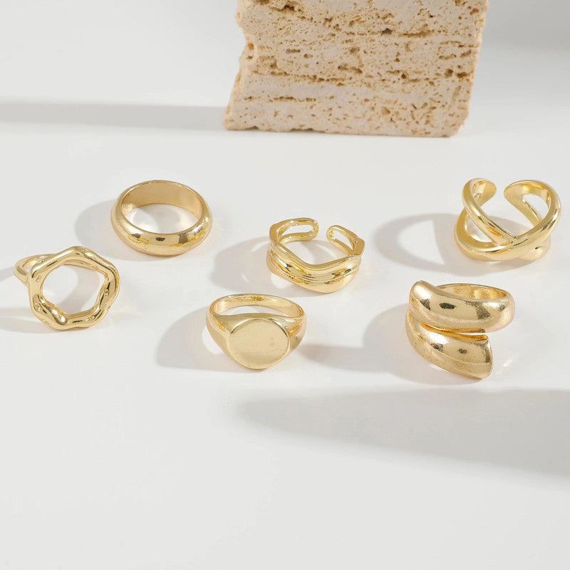 Trending Gold Plated Set of 6 Stackable Finger Rings