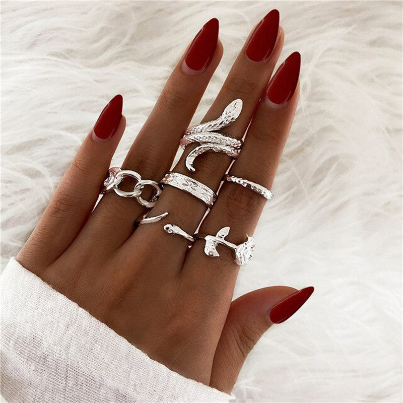 Silver Plated Snake inspired Contemporary Chain Rings Set of 6 For Women