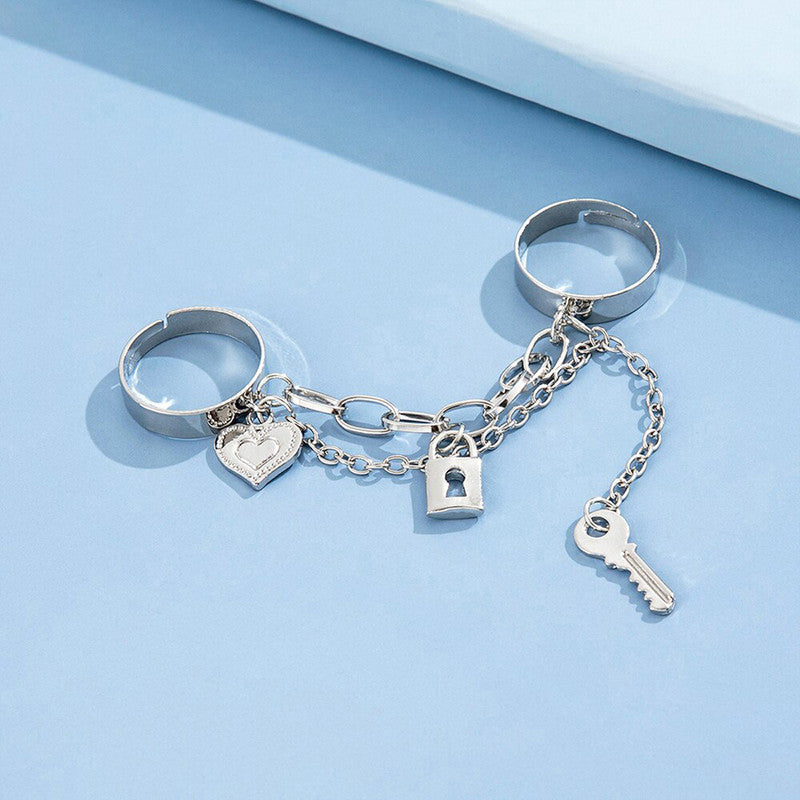 Silver-Toned Silver Plated Lock-Key Inspired Chain Rings For Women