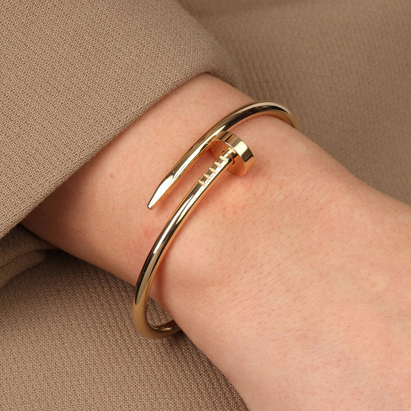 Stainless Steel Gold Plated Stainless Steel Anti Tarnish Nail Bracelet For Women