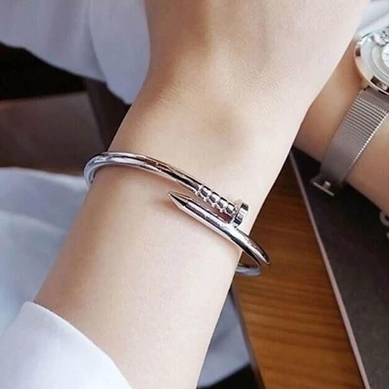 Stainless Steel Silver Plated Stainless Steel Anti Tarnish Nail Bracelet For Women