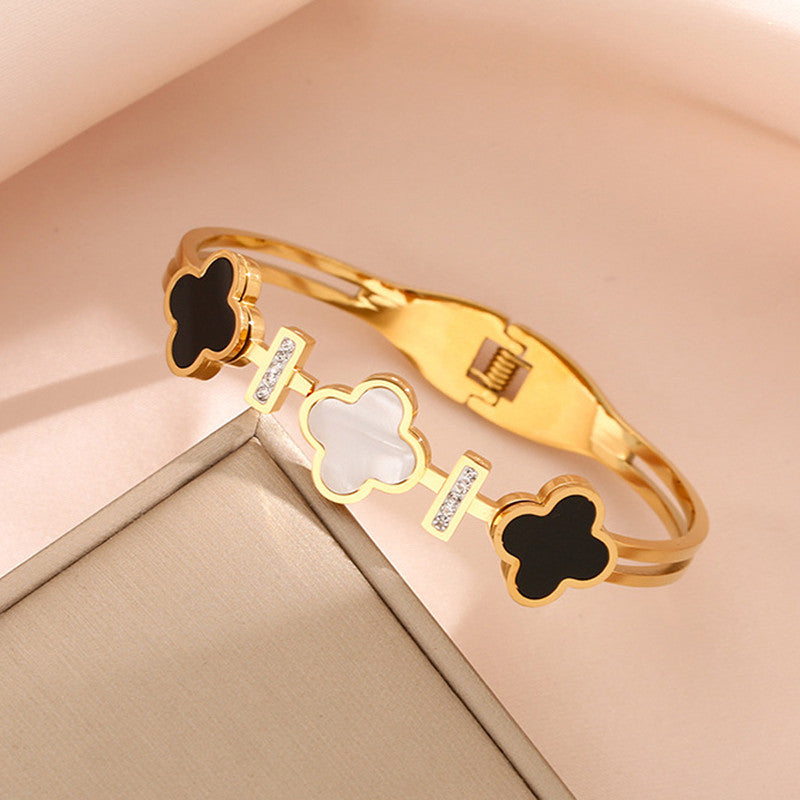 Stainless Steel Gold Plated Mother of Pearls Three Clover Leaf Irish Design Anti-Tarnish Bracelet For Women