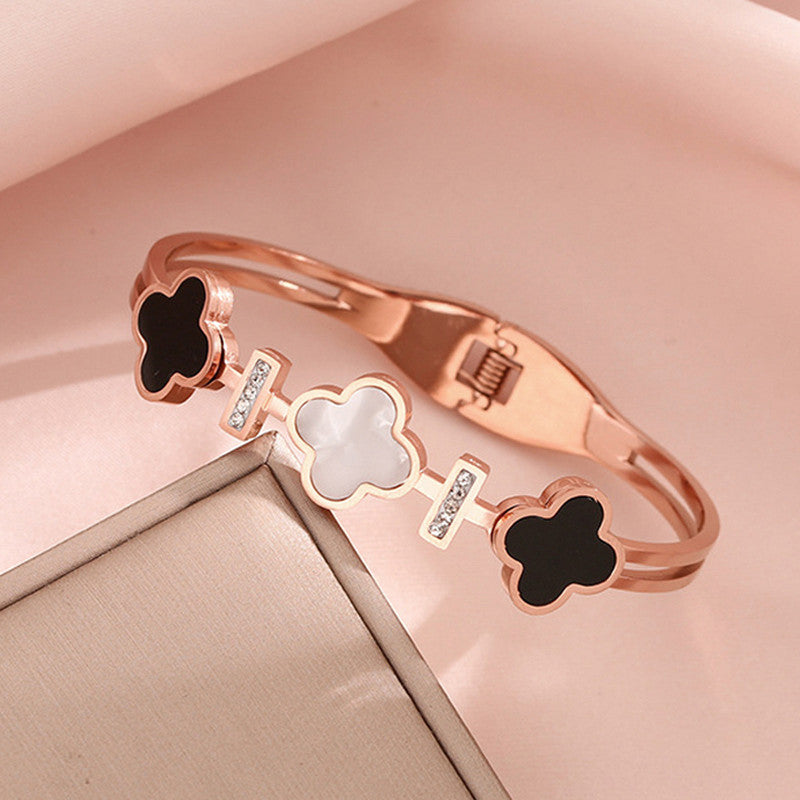 Stainless Steel Rose Gold Plated Mother of Pearls Three Clover Leaf Irish Design Bracelet For Women