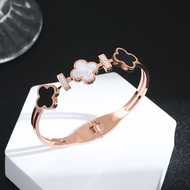 Stainless Steel Rose Gold Plated Mother of Pearls Three Clover Leaf Irish Design Bracelet For Women