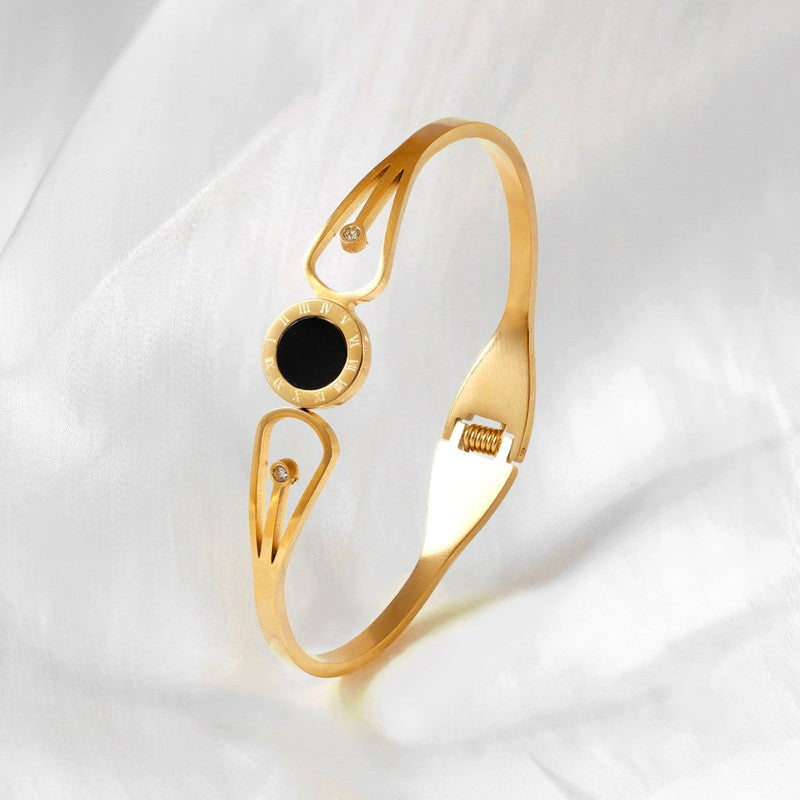 Gold Plated Stainless Steel Roman Numerals Anti Tarnish Geometric Bracelet