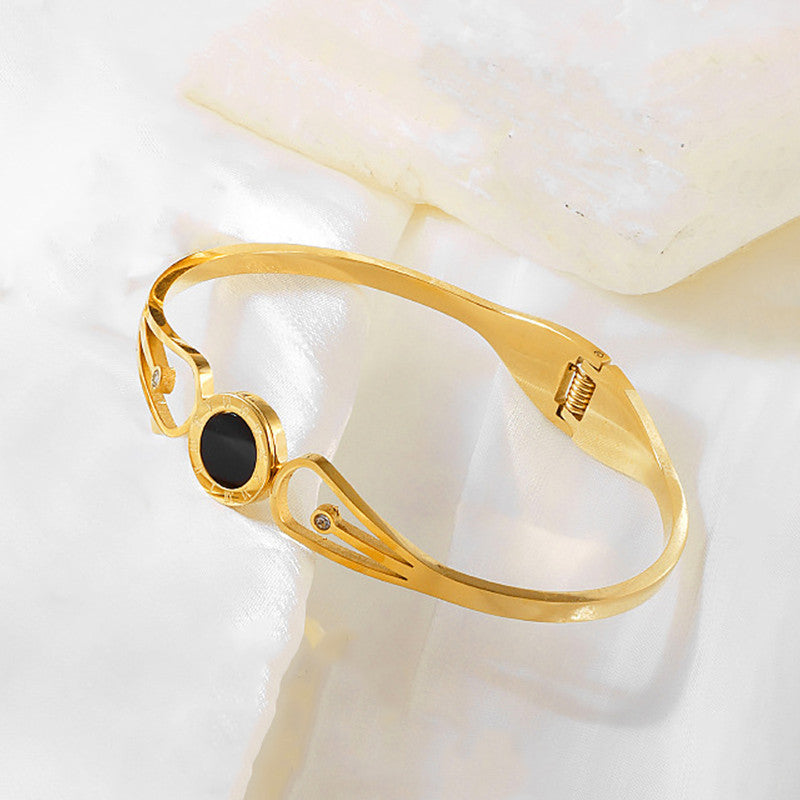 Gold Plated Stainless Steel Roman Numerals Anti Tarnish Geometric Bracelet