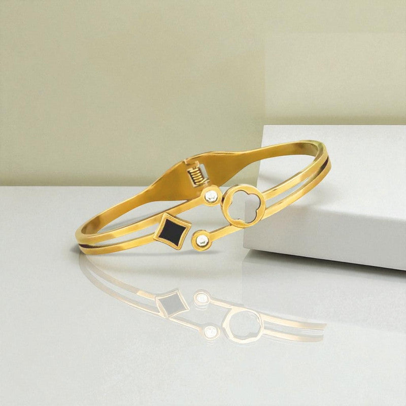 Gold Plated Stainless Steel Clover Themed Anti Tarnish Bangle Style Bracelet