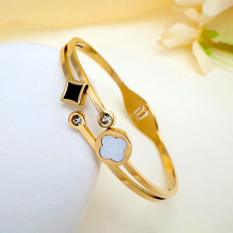 Gold Plated Stainless Steel Clover Themed Anti Tarnish Bangle Style Bracelet