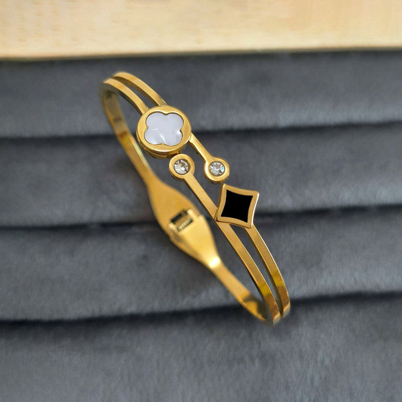 Gold Plated Stainless Steel Clover Themed Anti Tarnish Bangle Style Bracelet