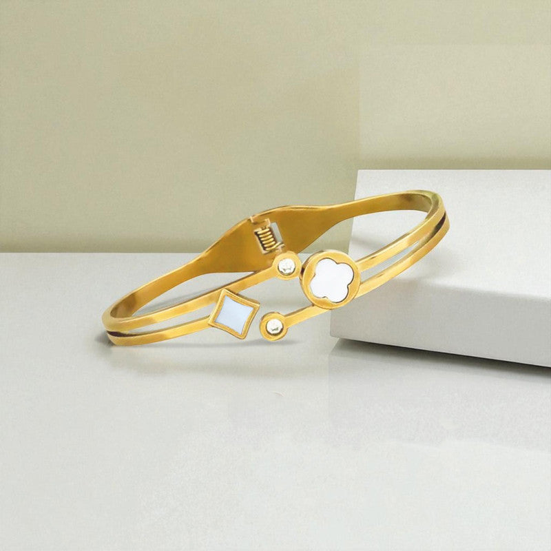 Gold Plated Stainless Steel Clover Themed Anti Tarnish Bangle Style Bracelet